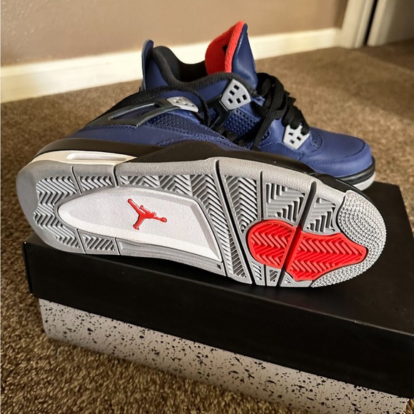 Air Jordan Retro 4 (big kids)